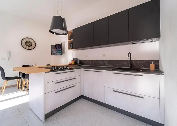 Shiny Appartement